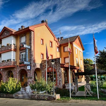 Tierra De La Reina Otel Boca de Huérgano Oda fotoğraf