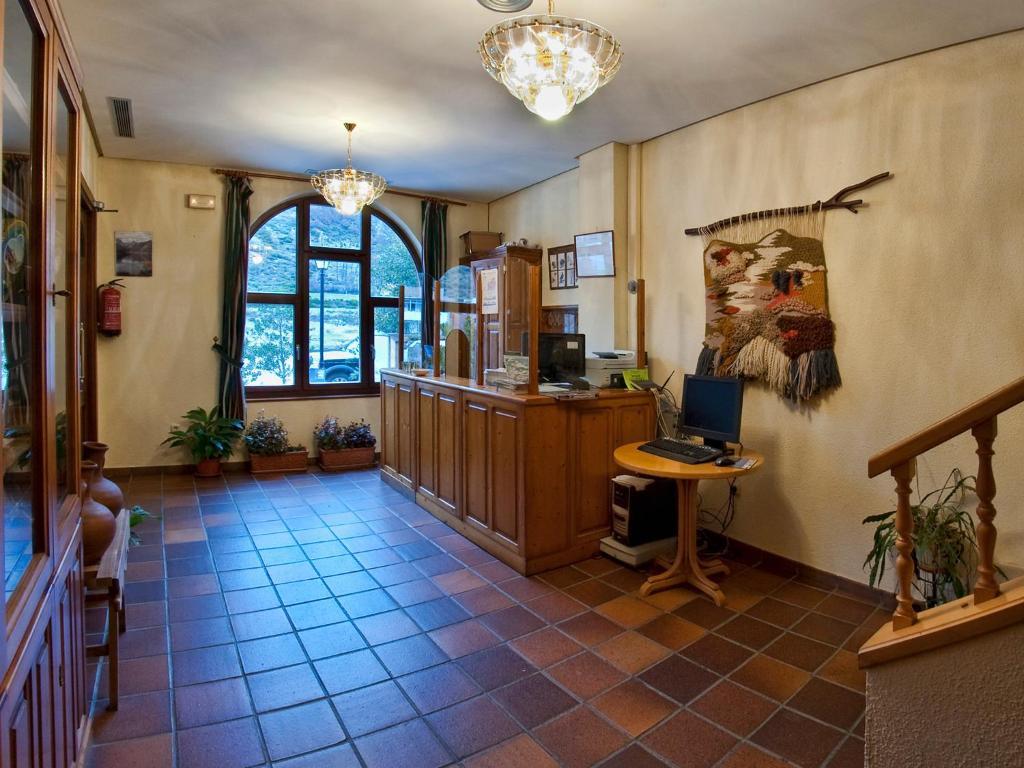 Tierra De La Reina Otel Boca de Huérgano Oda fotoğraf